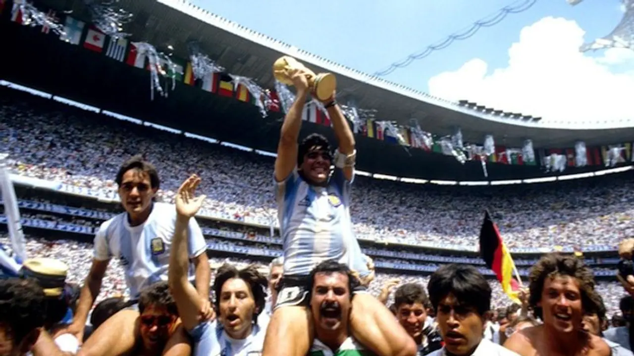 Roberto Cejas, who shouldered Maradona after Argentina won 1986 World Cup, wants to lift Messi in Qatar Roberto Cejas, who shouldered Maradona after Argentina won 1986 World Cup, wants to lift Messi in Qatar