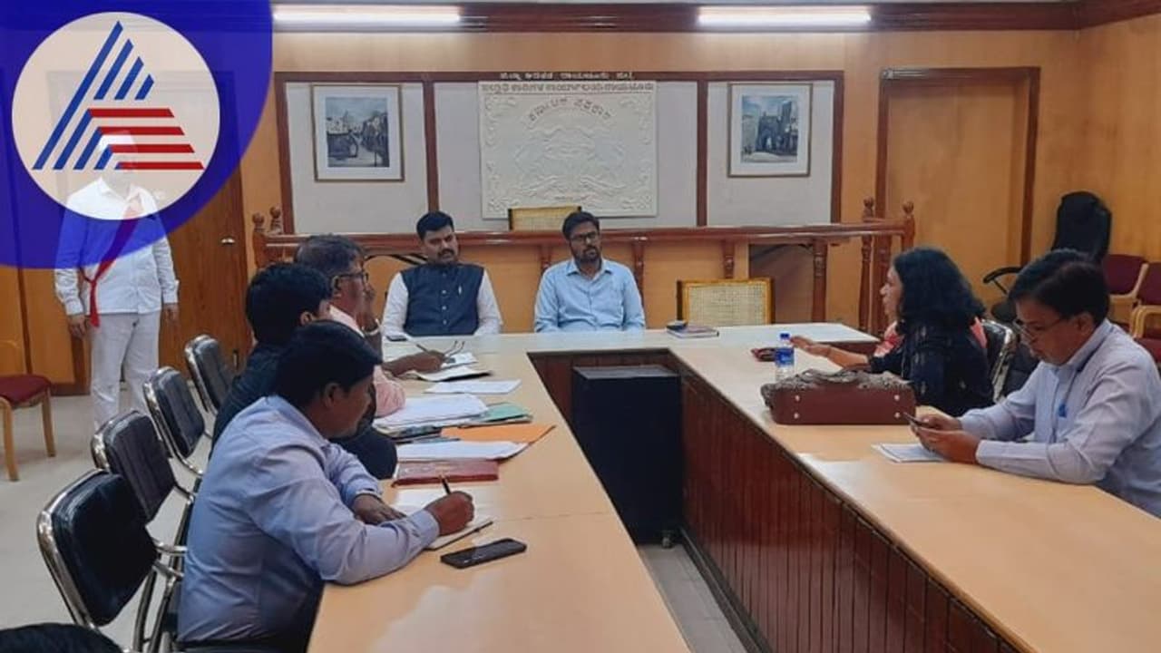 Zika Virus : ಝಿಕಾ ವೈರಸ್ ಪತ್ತೆ ಬೆನ್ನಲ್ಲೇ ಮಕ್ಕಳ ಆಸ್ಪತ್ರೆಗಳು ಫುಲ್: ಕಠಿಣ ನಿಗಾಕ್ಕೆ ಡಿಸಿ ತಾಕೀತು Zika Virus : ಝಿಕಾ ವೈರಸ್ ಪತ್ತೆ ಬೆನ್ನಲ್ಲೇ ಮಕ್ಕಳ ಆಸ್ಪತ್ರೆಗಳು ಫುಲ್: ಕಠಿಣ ನಿಗಾಕ್ಕೆ ಡಿಸಿ ತಾಕೀತು