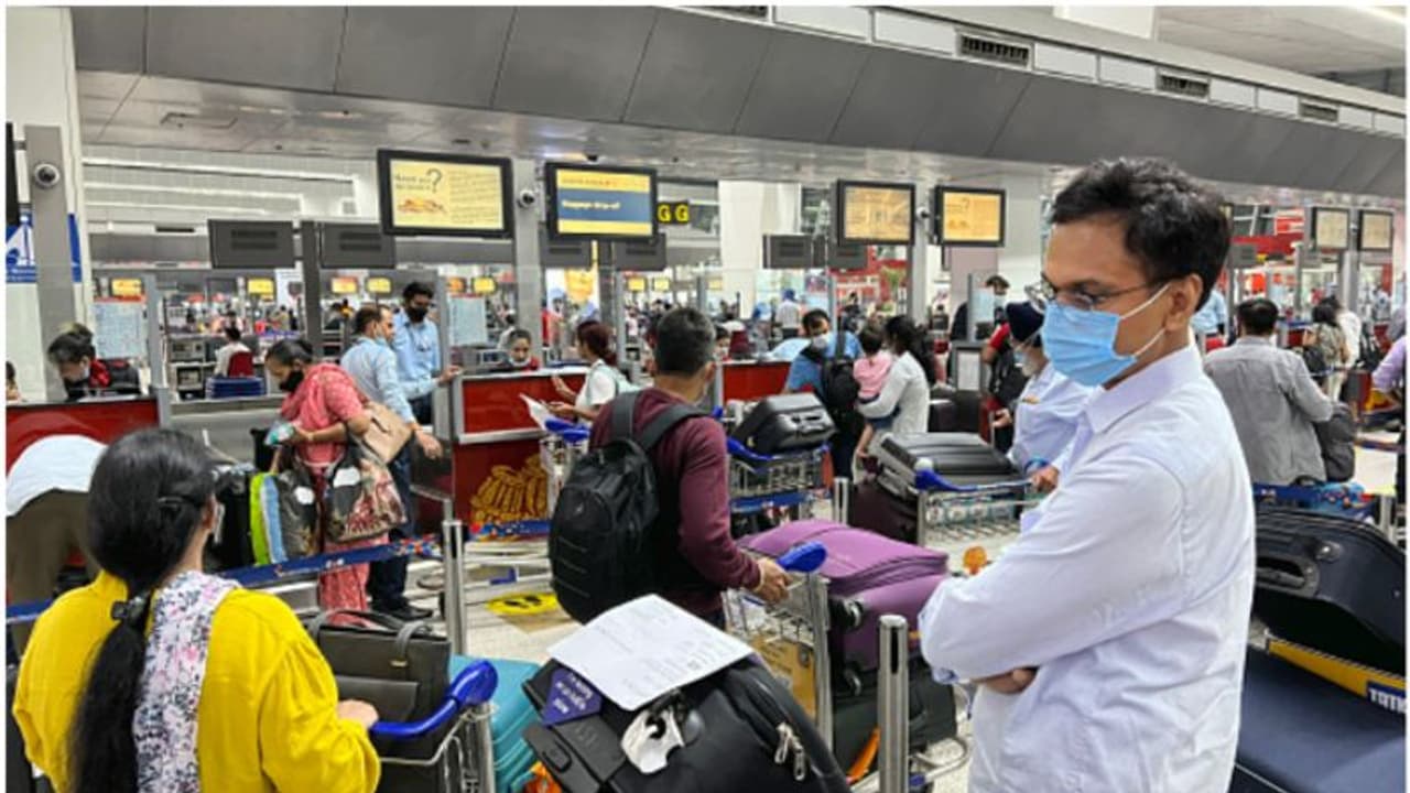 கோவை வி்மான நிலையத்தில் பயணிகளுக்கு இந்த பரிசோதனை கட்டாயம் அரசு அதிரடி கோவை வி்மான நிலையத்தில் பயணிகளுக்கு இந்த பரிசோதனை கட்டாயம் அரசு அதிரடி