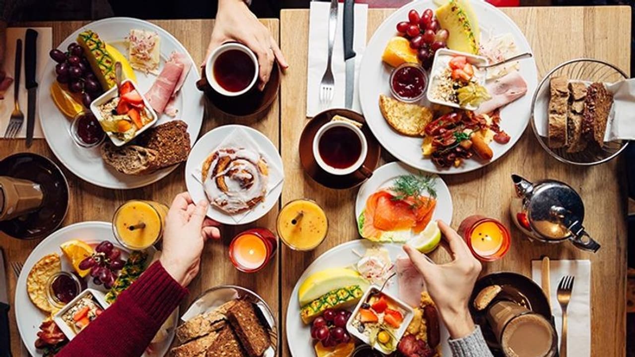 ಒಂದೇ ಪ್ಲೇಟಲ್ಲಿ ಮೂರ್ನಾಲ್ಕು ಖಾದ್ಯ ನೋಡಿ ಕೋಪ ಬರ್ತಿದ್ಯಾ? ಇದು ಮಾನಸಿಕ ಖಾಯಿಲೆ? ಒಂದೇ ಪ್ಲೇಟಲ್ಲಿ ಮೂರ್ನಾಲ್ಕು ಖಾದ್ಯ ನೋಡಿ ಕೋಪ ಬರ್ತಿದ್ಯಾ? ಇದು ಮಾನಸಿಕ ಖಾಯಿಲೆ?