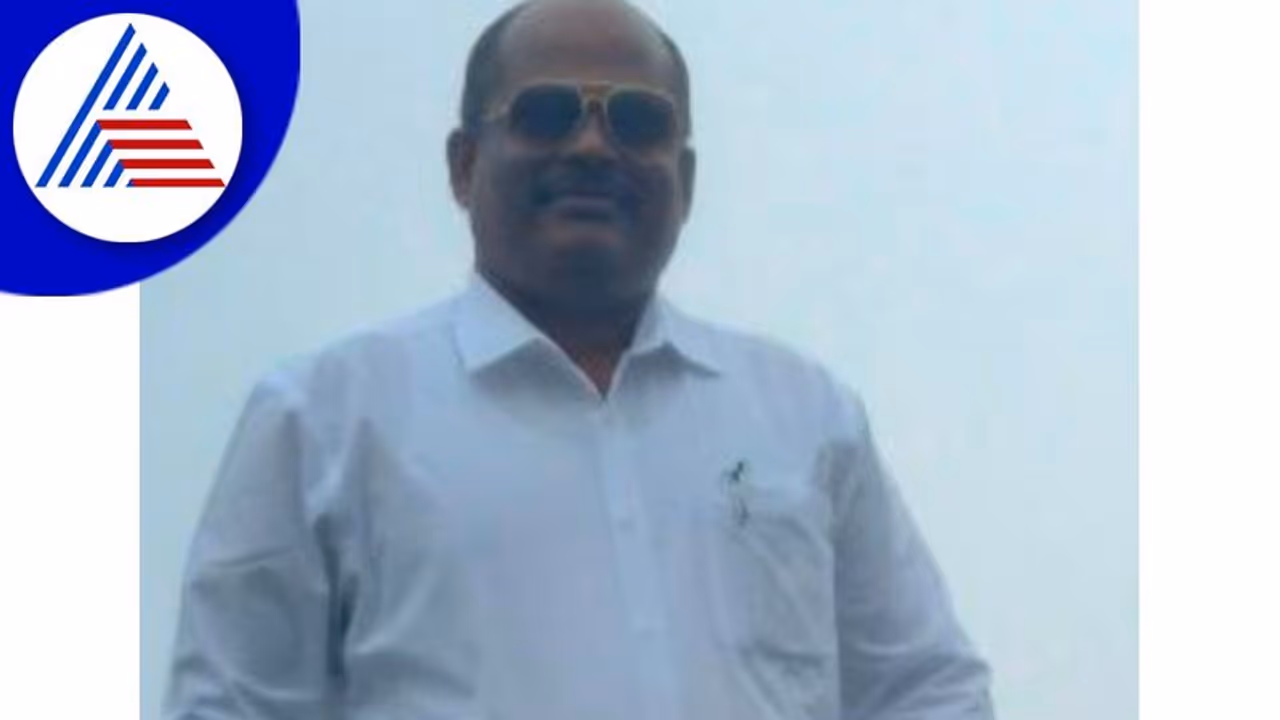 Chikkamagaluru: ಸಾಗುವಳಿ ಚೀಟಿ ನಂಬರ್ ಬಳಸಿ ಅಕ್ರಮ: ರೆವಿನ್ಯೂ ಇನ್ಸ್ಪೆಕ್ಟರ್ ಬಂಧನ Chikkamagaluru: ಸಾಗುವಳಿ ಚೀಟಿ ನಂಬರ್ ಬಳಸಿ ಅಕ್ರಮ: ರೆವಿನ್ಯೂ ಇನ್ಸ್ಪೆಕ್ಟರ್ ಬಂಧನ