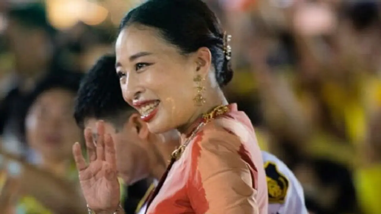 ಸಾಕು ನಾಯಿ ಜೊತೆ ಜಾಗಿಂಗ್ ವೇಳೆ ಥಾಯ್ಲೆಂಡ್ ರಾಣಿಗೆ ತೀವ್ರ ಹೃದಯಾಘಾತ, ಫಲಿಸಲಿಲ್ಲ ಪ್ರಾರ್ಥನೆ!