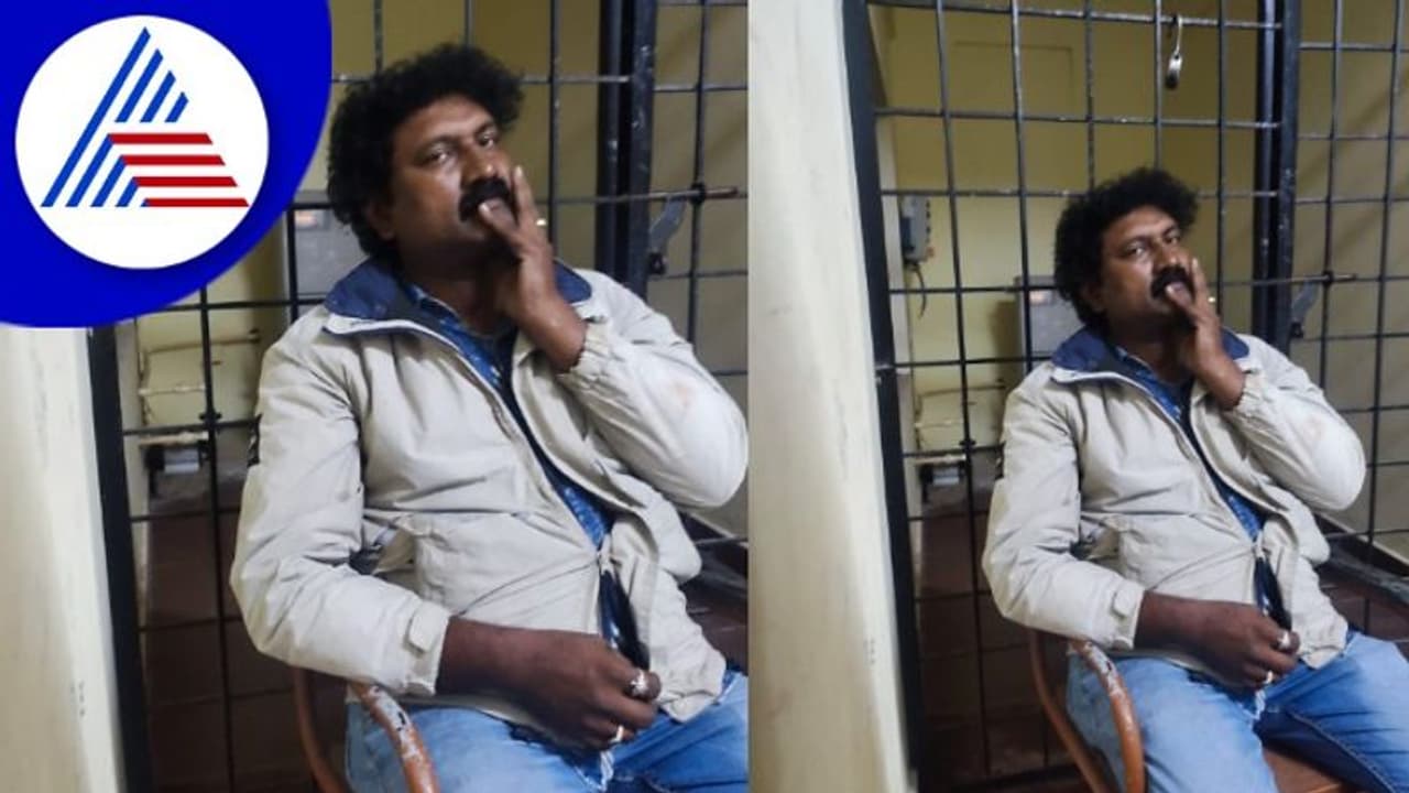 Mandya: ಶಿಕ್ಷಕನಿಂದ ಲೈಂಗಿಕ ಕಿರುಕುಳ, ಬೇಸತ್ತ ವಿದ್ಯಾರ್ಥಿನಿಯರಿಂದ ಧರ್ಮದೇಟು