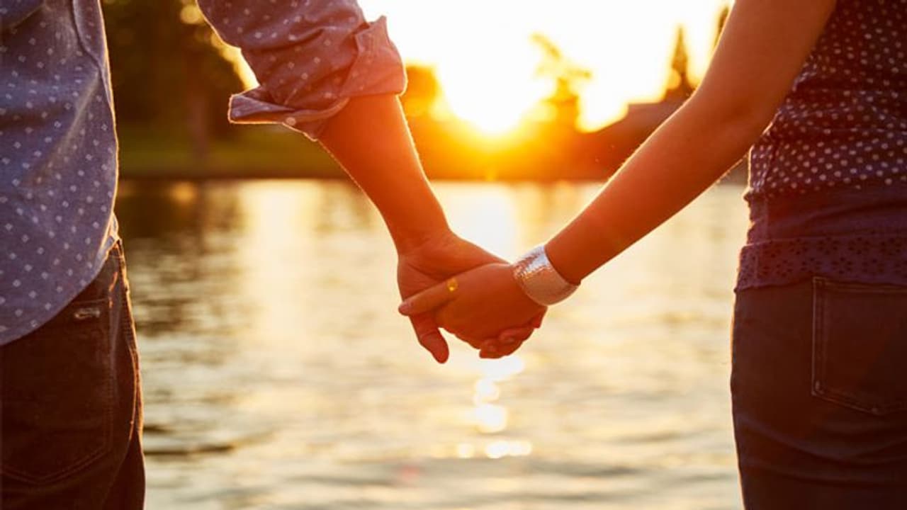 भांजे को हुआ मामी से इश्क, मामा को धोखा देकर 2 बच्चों की मां को लेकर हुआ फरार भांजे को हुआ मामी से इश्क, मामा को धोखा देकर 2 बच्चों की मां को लेकर हुआ फरार