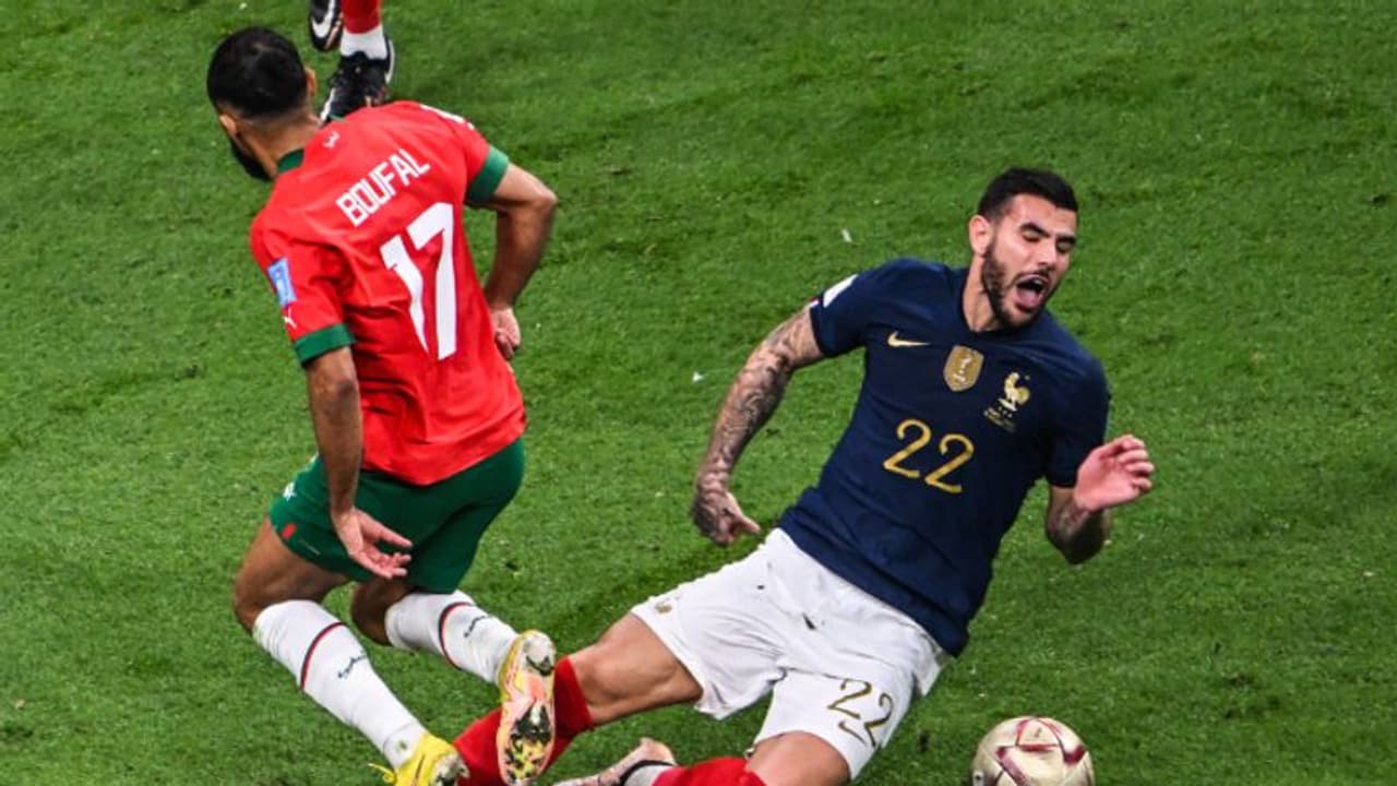 റഫറിമാര്‍ക്കെതിരായ പരാതിപ്രളയം തുടരുന്നു; ഫ്രാന്‍സിനെതിരെ രണ്ട് പെനാല്‍റ്റി നിഷേധിച്ചെന്ന് മൊറോക്കോ