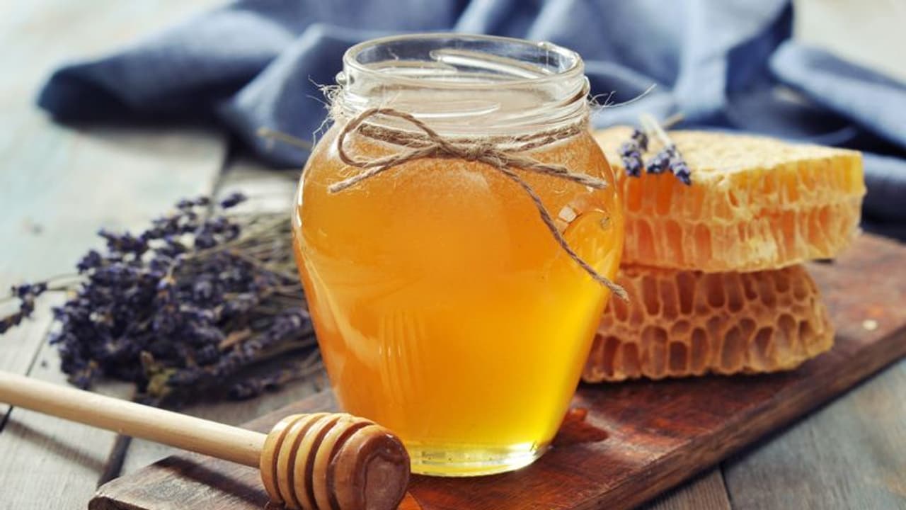 തേനിന്റെ ഈ ഗുണങ്ങൾ അറിയാതെ പോകരുത് 