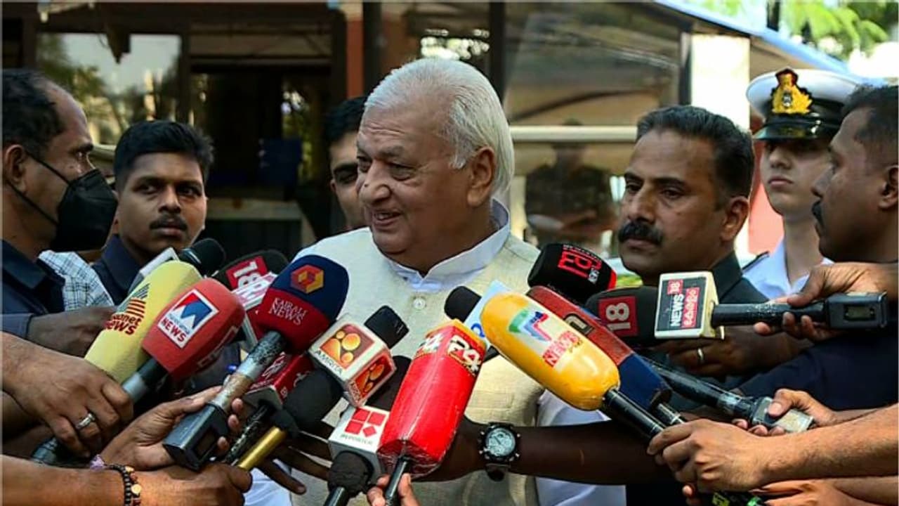 'ക്രിസ്മസ് വിരുന്ന് ബഹിഷ്കരണം അവരുടെ തീരുമാനം, എന്റെ വാതിലുകൾ എപ്പോഴും തുറന്നിട്ടതാണ്' 'ക്രിസ്മസ് വിരുന്ന് ബഹിഷ്കരണം അവരുടെ തീരുമാനം, എന്റെ വാതിലുകൾ എപ്പോഴും തുറന്നിട്ടതാണ്'