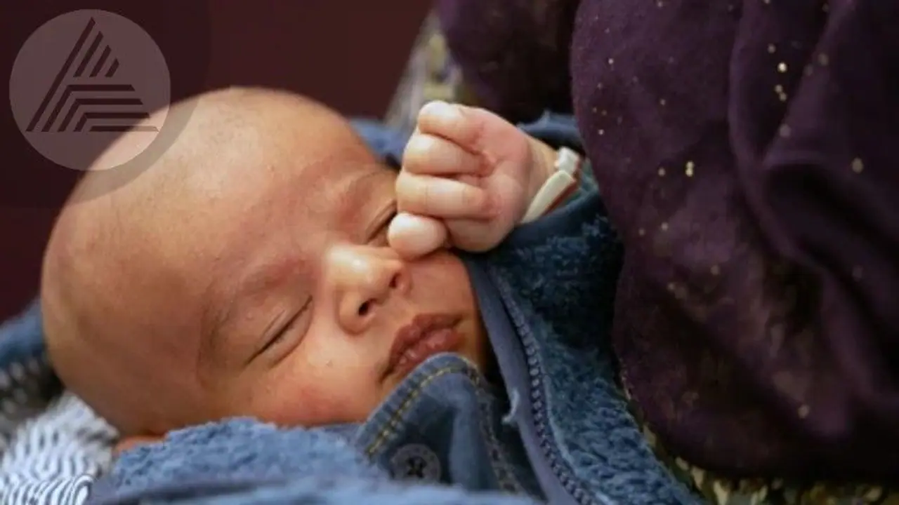 Kolar News: ಶೌಚಾಲಯದಲ್ಲೇ ಮಗುವಿಗೆ ಜನ್ಮವಿತ್ತ ಮಹಿಳೆ Kolar News: ಶೌಚಾಲಯದಲ್ಲೇ ಮಗುವಿಗೆ ಜನ್ಮವಿತ್ತ ಮಹಿಳೆ