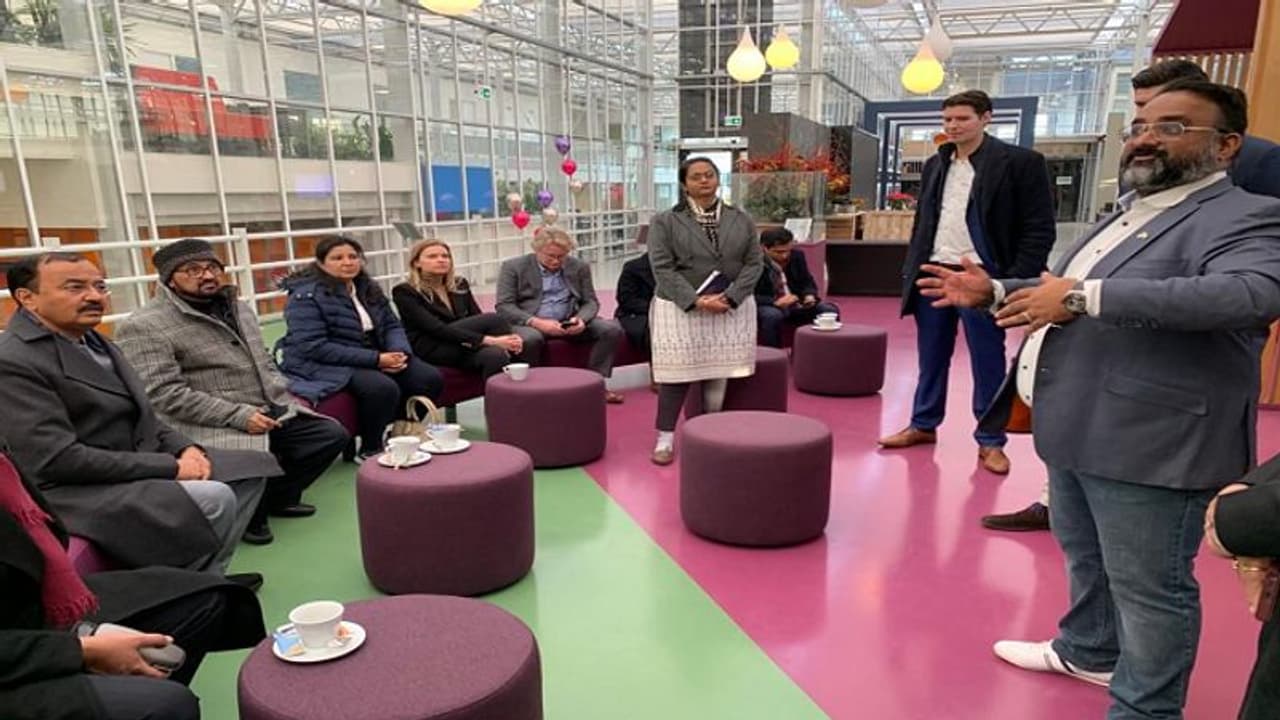 यूपी में स्पोर्ट्स सेंटर बनाएगा नीदरलैंड, 600 करोड़ का एमओयू हुआ साइन यूपी में स्पोर्ट्स सेंटर बनाएगा नीदरलैंड, 600 करोड़ का एमओयू हुआ साइन