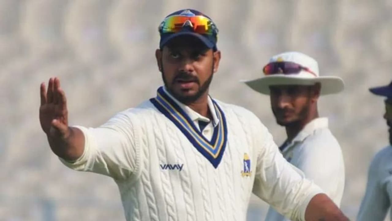 ரஞ்சி டிராபியுடன் ஓய்வு அறிவிக்க மனோஜ் திவாரி திட்டம்!