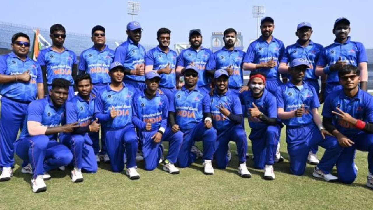 హ్యాట్రిక్ కొట్టిన టీమిండియా... వరుసగా మూడోసారి అంధుల టీ20 వరల్డ్ కప్ 2022 టైటిల్ కైవసం... హ్యాట్రిక్ కొట్టిన టీమిండియా... వరుసగా మూడోసారి అంధుల టీ20 వరల్డ్ కప్ 2022 టైటిల్ కైవసం...