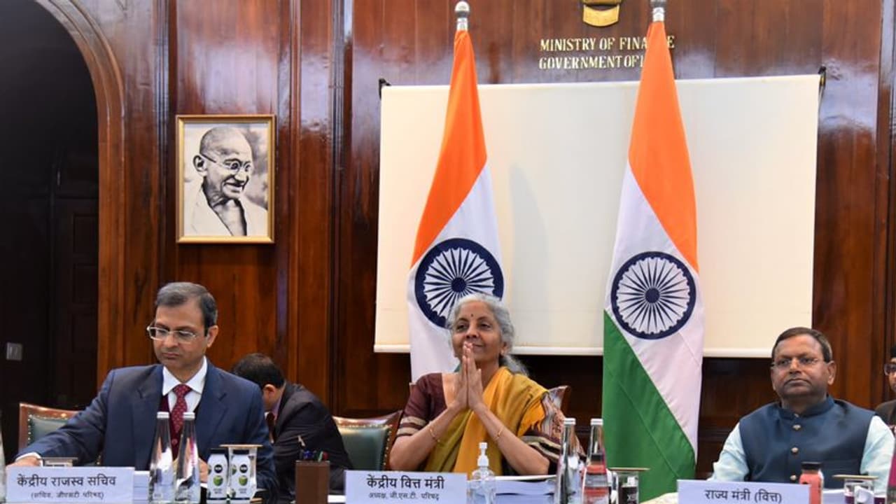 GST Council Meeting : ஜிஎஸ்டி கவுன்சில் கூட்டம் நாளை கூடுகிறது: என்னென்ன அம்சங்கள் விவாதிக்கப்படும்? GST Council Meeting : ஜிஎஸ்டி கவுன்சில் கூட்டம் நாளை கூடுகிறது: என்னென்ன அம்சங்கள் விவாதிக்கப்படும்?