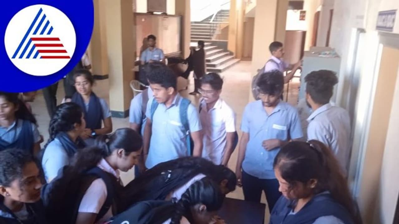 Udupi: ಮಂಗಳೂರು ವಿಶ್ವವಿದ್ಯಾನಿಲಯ ವಿರುದ್ದ ಸಿಡಿದೆದ್ದ ವಿದ್ಯಾರ್ಥಿ ಸಮೂಹ