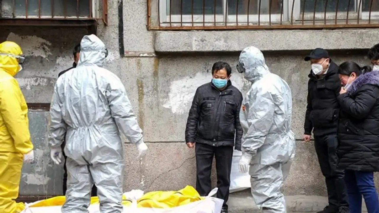 ಚೀನಾದಲ್ಲಿ ಗಂಟೆಗಳ ಲೆಕ್ಕದಲ್ಲಿ ಸೋಂಕು ದುಪ್ಪಟ್ಟು; ಐಸಿಯು, ಶವಾಗಾರ ಭರ್ತಿ !