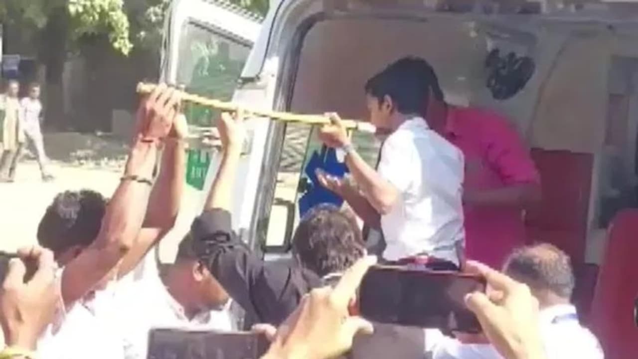 ಶಾಲೆಯಲ್ಲಿ ಕ್ರೀಡಾಕೂಟದ ವೇಳೆ ದುರಂತ :ಬಾಲಕನ ಕುತ್ತಿಗೆ ಸೀಳಿದ ಈಟಿ