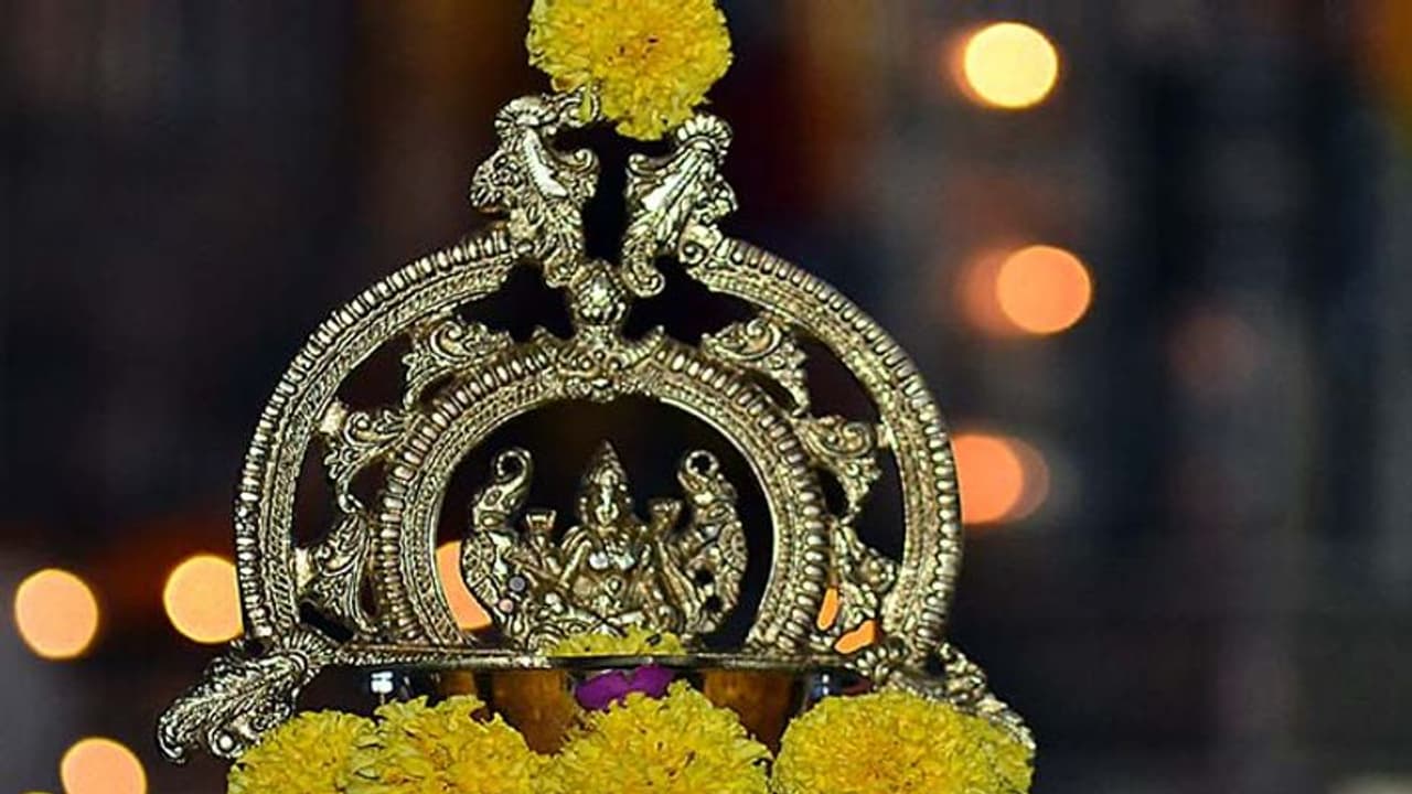 Paush Amavasya 2022: कब है साल 2022 की अंतिम अमावस्या, इस दिन कौन कौन से शुभ योग बनेंगे? Paush Amavasya 2022: कब है साल 2022 की अंतिम अमावस्या, इस दिन कौन कौन से शुभ योग बनेंगे?