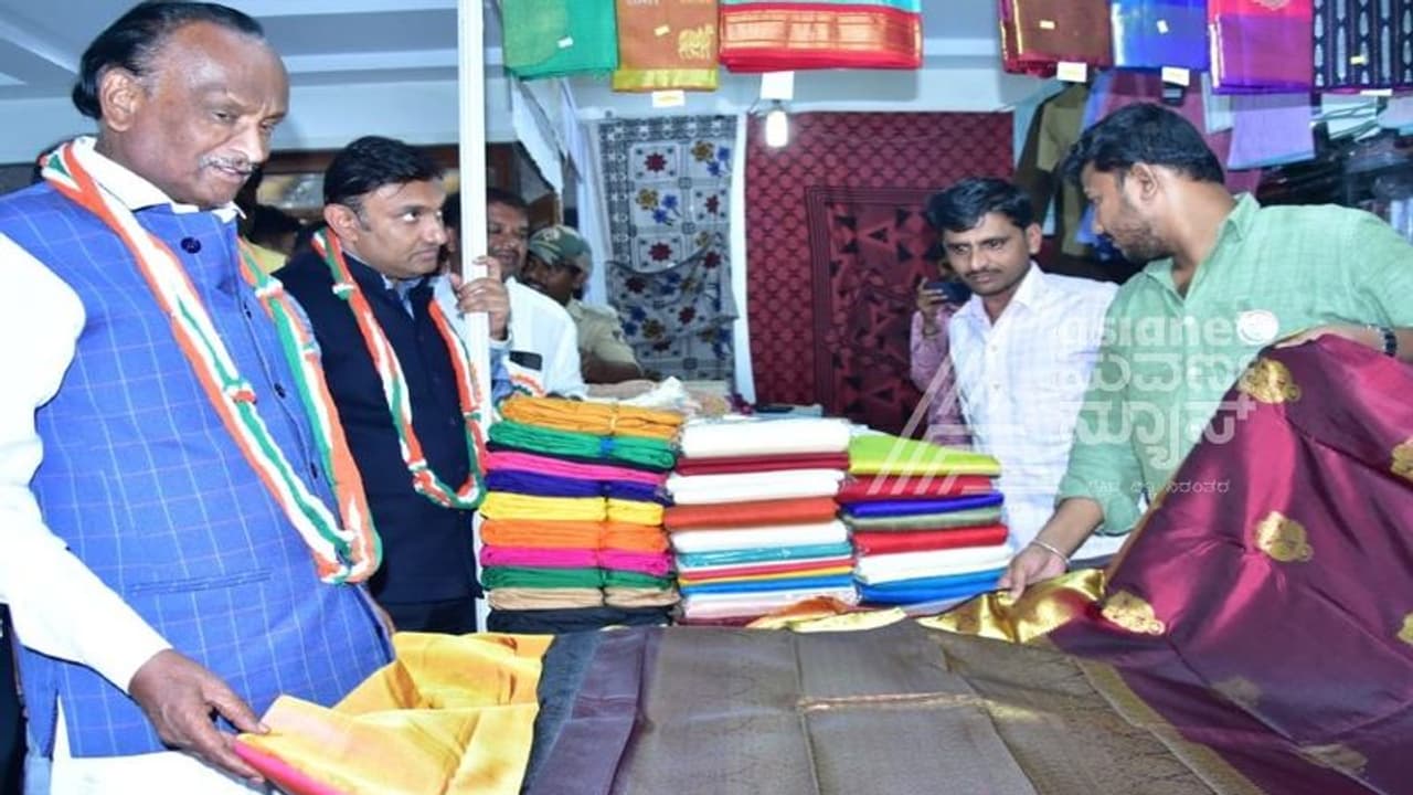 ಆರ್ಥಿಕ ಸದೃಢತೆಗೆ ಸ್ವದೇಶಿ ಉತ್ಪನ್ನ ಬಳಕೆ ಹೆಚ್ಚಾಗಬೇಕು: ಸಚಿವ ಎಂಟಿಬಿ ನಾಗರಾಜ್‌