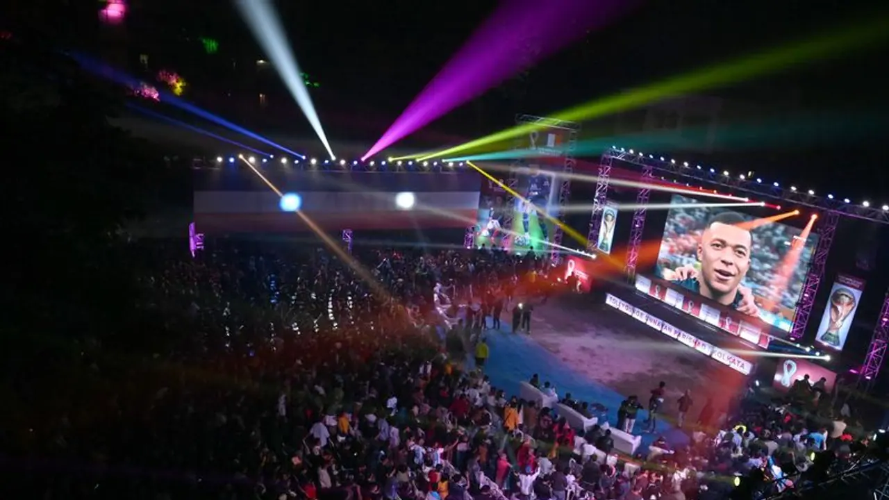 FIFA World 2022, मोदी बोले मेसी के फैन्स शानदार जीत से खुश, राहुल गांधी ने भारत जोड़ो यात्रा के दौरान देखा मैच FIFA World 2022, मोदी बोले मेसी के फैन्स शानदार जीत से खुश, राहुल गांधी ने भारत जोड़ो यात्रा के दौरान देखा मैच