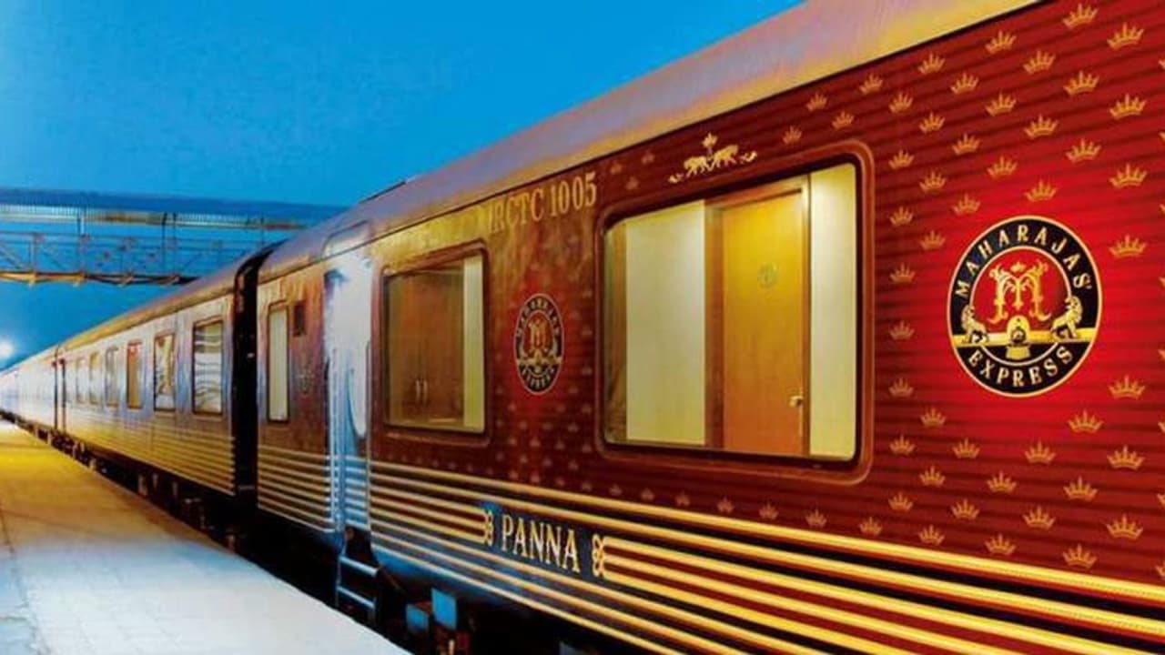 ரூ.19 லட்சம் கொடுத்து 7 நாட்கள் ரயில் பயணம் செய்த இளைஞர்