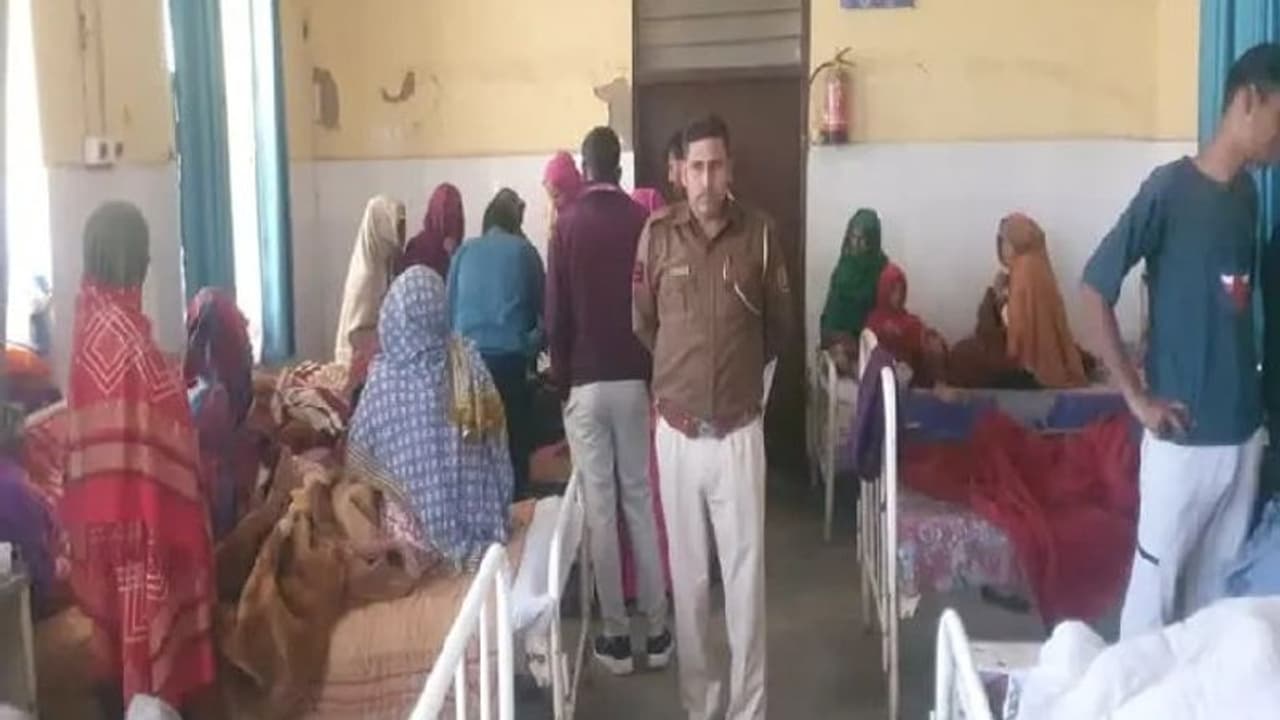 हे भगवान! जो बच्चा जन्मा नहीं उसे मिली मौत की सजा, मां की कोख में ही दुनिया छोड़ गया मासूम हे भगवान! जो बच्चा जन्मा नहीं उसे मिली मौत की सजा, मां की कोख में ही दुनिया छोड़ गया मासूम