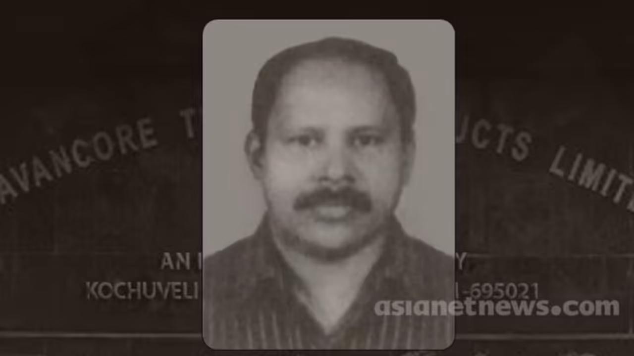 ടൈറ്റാനിയം ജോലിത്തട്ടിപ്പ് കേസ്; ലീഗൽ ഡിജിഎം ശശി കുമാരൻ തമ്പിയുടെ ലാപ്ടോപ്പ് പിടിച്ചെടുത്തു ടൈറ്റാനിയം ജോലിത്തട്ടിപ്പ് കേസ്; ലീഗൽ ഡിജിഎം ശശി കുമാരൻ തമ്പിയുടെ ലാപ്ടോപ്പ് പിടിച്ചെടുത്തു