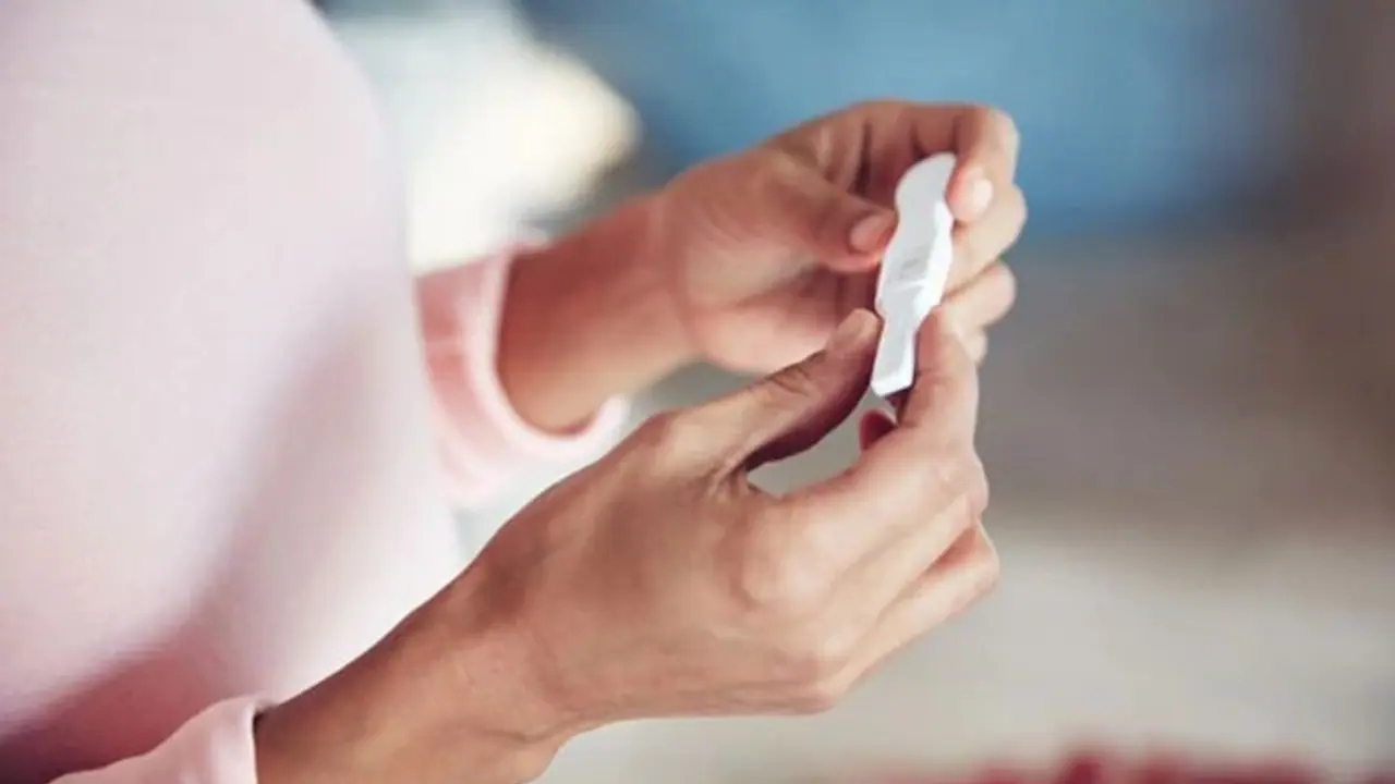 പിസിഒഎസ് ഉണ്ടെങ്കില് സ്ത്രീകള്ക്ക് ഗര്ഭധാരണം സാധ്യമല്ലേ? അറിഞ്ഞിരിക്കേണ്ട ചിലത്... പിസിഒഎസ് ഉണ്ടെങ്കില് സ്ത്രീകള്ക്ക് ഗര്ഭധാരണം സാധ്യമല്ലേ? അറിഞ്ഞിരിക്കേണ്ട ചിലത്...