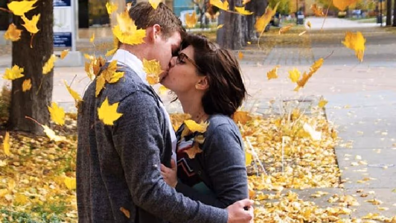 'അപരിചിതരെ ഉമ്മ വയ്ക്കുക'; ചൈനയില്‍ പുതിയ ട്രെൻഡ്