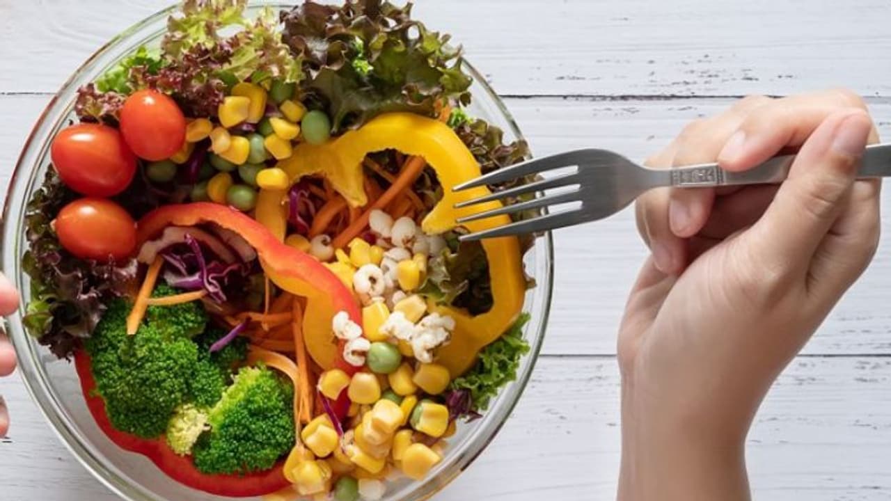 തണുപ്പുകാലത്ത് ഡയറ്റില് ഉള്പ്പെടുത്താം ഈ ആറ് പോഷകങ്ങള്... തണുപ്പുകാലത്ത് ഡയറ്റില് ഉള്പ്പെടുത്താം ഈ ആറ് പോഷകങ്ങള്...