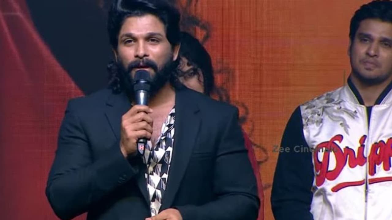 సుకుమార్ లేకపోతే నాకులైఫ్ లేదు అల్లు అర్జున్. సుక్కు సీక్రేట్ విప్పేస్తానంటూ బెదిరించిన బన్ని సుకుమార్ లేకపోతే నాకులైఫ్ లేదు అల్లు అర్జున్. సుక్కు సీక్రేట్ విప్పేస్తానంటూ బెదిరించిన బన్ని