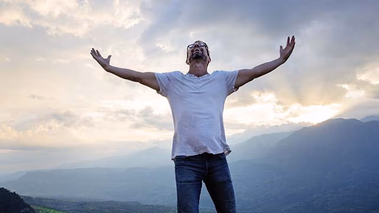 Astrology: एक राशि में 3 ग्रह होने से बनें 2 ‘राजयोग’, जानें कितनी राशि वालों को मिलेगा इसका फायदा? Astrology: एक राशि में 3 ग्रह होने से बनें 2 ‘राजयोग’, जानें कितनी राशि वालों को मिलेगा इसका फायदा?