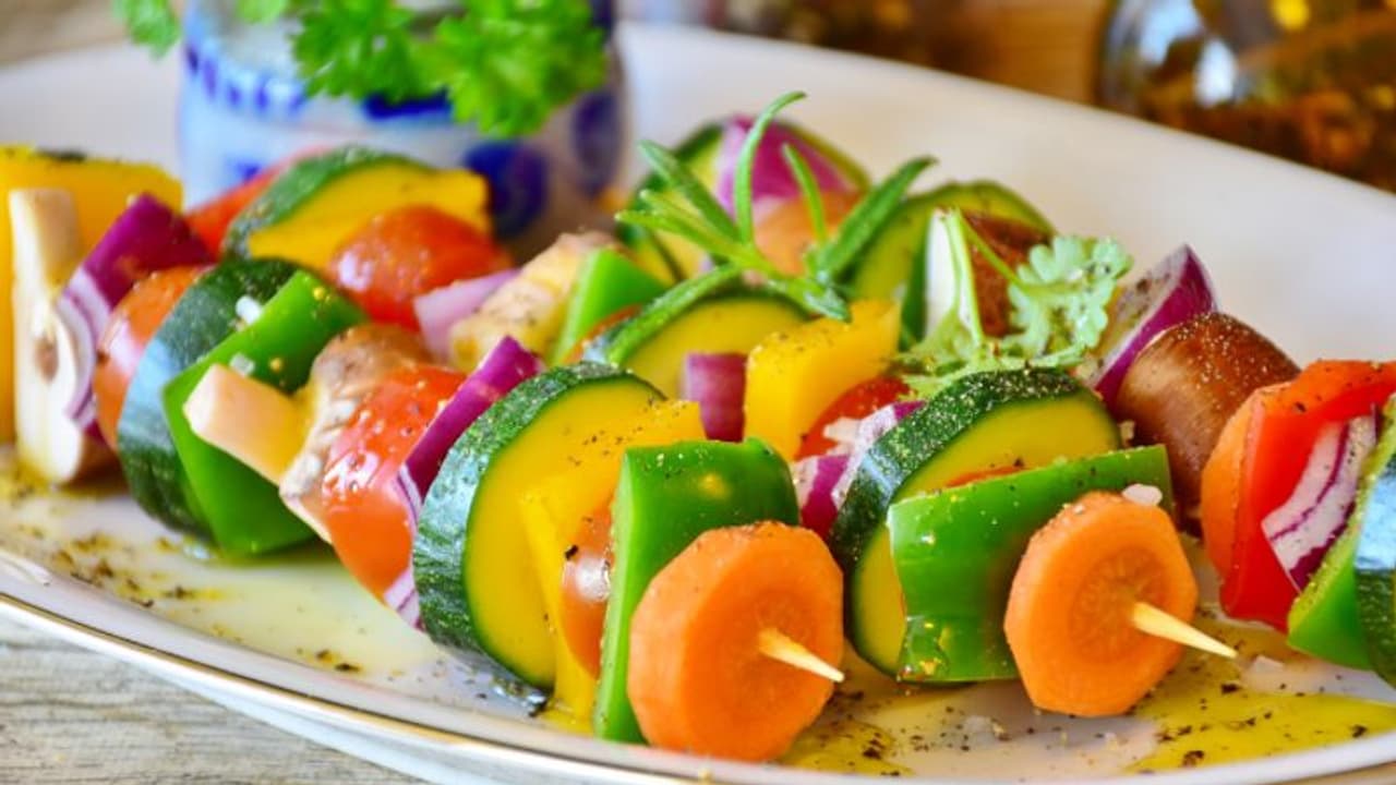 വൃക്കകളെയും ഹൃദയത്തെയും കാക്കാന് ഡയറ്റില് ഉള്പ്പെടുത്താം ഈ അഞ്ച് ഭക്ഷണങ്ങള്... വൃക്കകളെയും ഹൃദയത്തെയും കാക്കാന് ഡയറ്റില് ഉള്പ്പെടുത്താം ഈ അഞ്ച് ഭക്ഷണങ്ങള്...