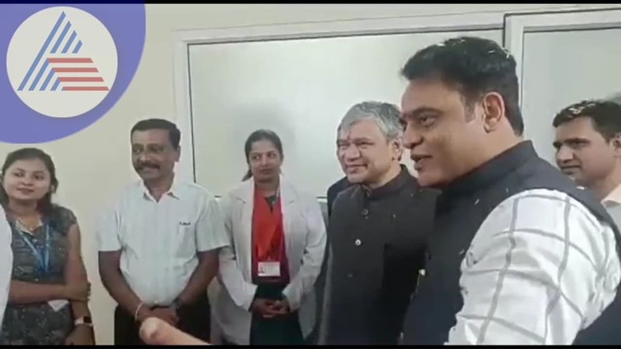 Bengaluru: ಮಲ್ಲೇಶ್ವರಂನಲ್ಲಿ ದೇಶದ ಮೊದಲ ಡಿಜಿಟಲ್ ಆರೋಗ್ಯ ಕೇಂದ್ರ ಸ್ಥಾಪನೆ Bengaluru: ಮಲ್ಲೇಶ್ವರಂನಲ್ಲಿ ದೇಶದ ಮೊದಲ ಡಿಜಿಟಲ್ ಆರೋಗ್ಯ ಕೇಂದ್ರ ಸ್ಥಾಪನೆ