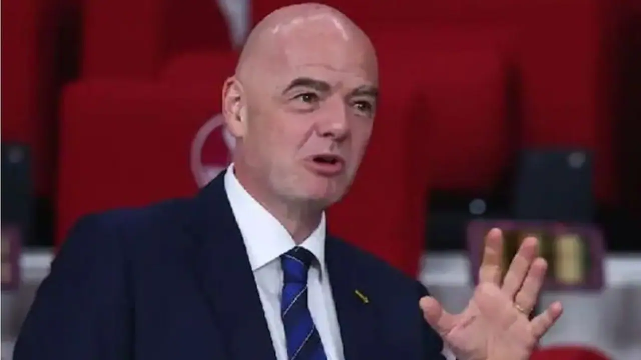 FIFA प्रेसीडेंट को यूजर्स ने क्यों बताया 'लालची' जानें किस बात पर उन्हें किया जा रहा ट्रोल