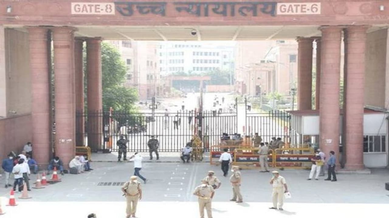 निकाय चुनाव आरक्षण मामले पर कोर्ट ने नहीं सुनाया फैसला, कल भी जारी रहेगी मामले पर सुनवाई निकाय चुनाव आरक्षण मामले पर कोर्ट ने नहीं सुनाया फैसला, कल भी जारी रहेगी मामले पर सुनवाई