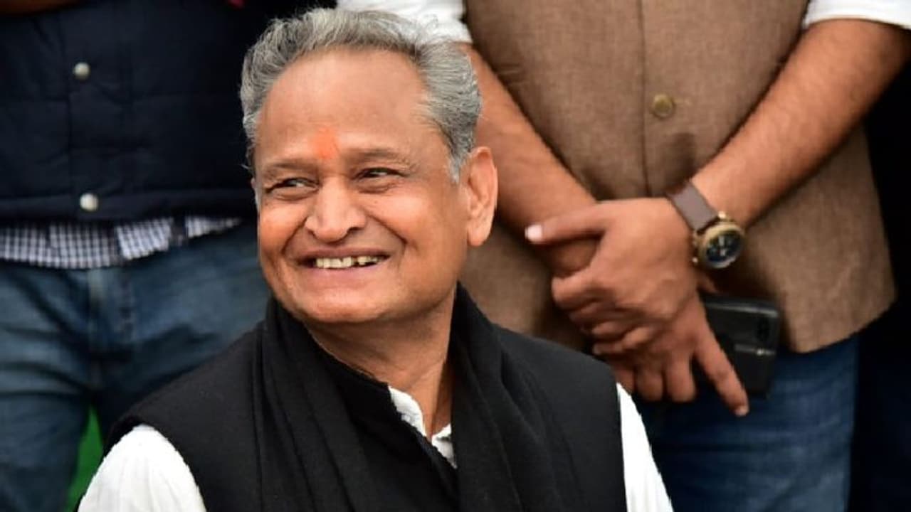  राजस्थान में मंत्री विधायकों को नई जिम्मेदारी: अब सीएम अशोक गहलोत को खुश करो...जानिए क्या है पूरा मामला