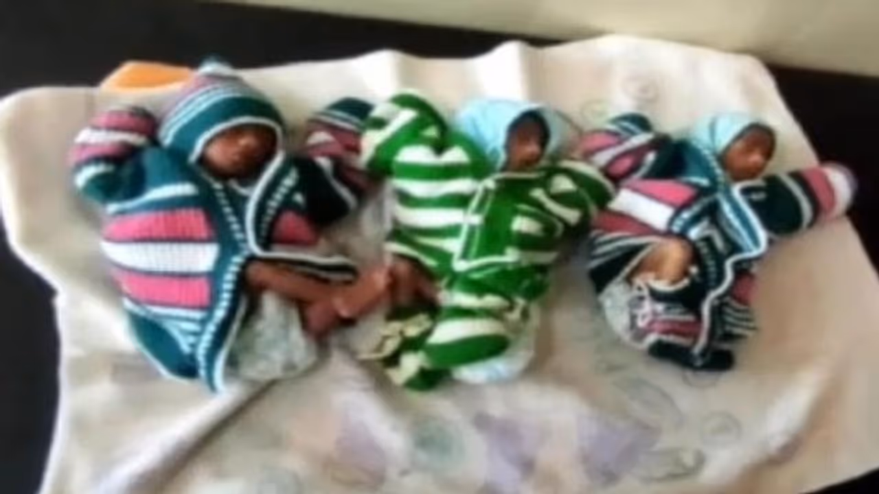  एक चमत्कार ऐसा भी: 3 बेटियों की मां ने एक बेटा मांगा, भगवान ने एक साथ दे दिए तीन...देखने उमड़ी भीड़