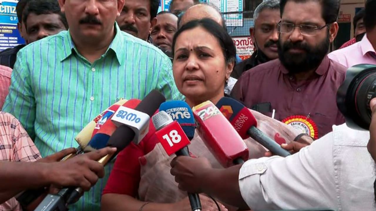 കേരളത്തിൽ കൊവിഡ് കേസുകളിൽ വർധനയില്ല, ശബരിമലയിൽ ആശങ്കകളില്ല: വീണ ജോർജ്ജ്