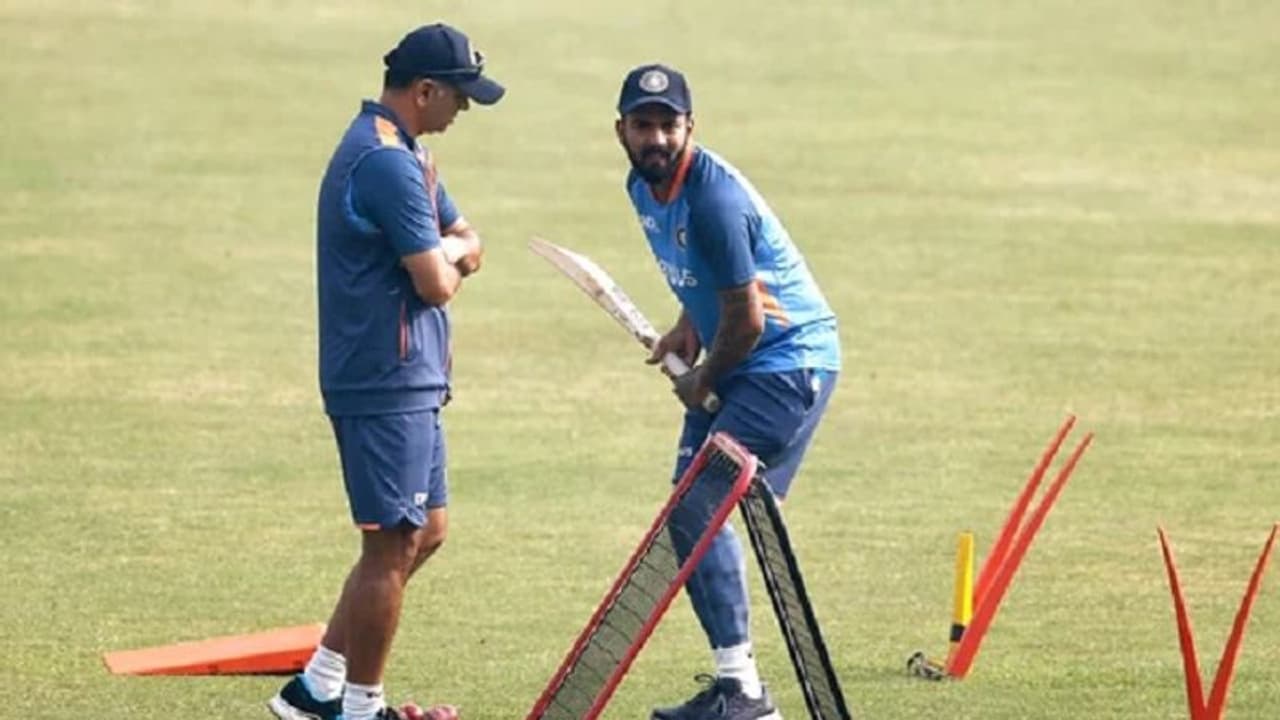 IND vs BAN ಪಂದ್ಯಕ್ಕೂ ಮೊದಲೇ ಭಾರತಕ್ಕೆ ಮತ್ತೊಂದು ಶಾಕ್, ನಾಯಕ ಕೆಎಲ್ ರಾಹುಲ್ಗೆ ಗಾಯ! IND vs BAN ಪಂದ್ಯಕ್ಕೂ ಮೊದಲೇ ಭಾರತಕ್ಕೆ ಮತ್ತೊಂದು ಶಾಕ್, ನಾಯಕ ಕೆಎಲ್ ರಾಹುಲ್ಗೆ ಗಾಯ!