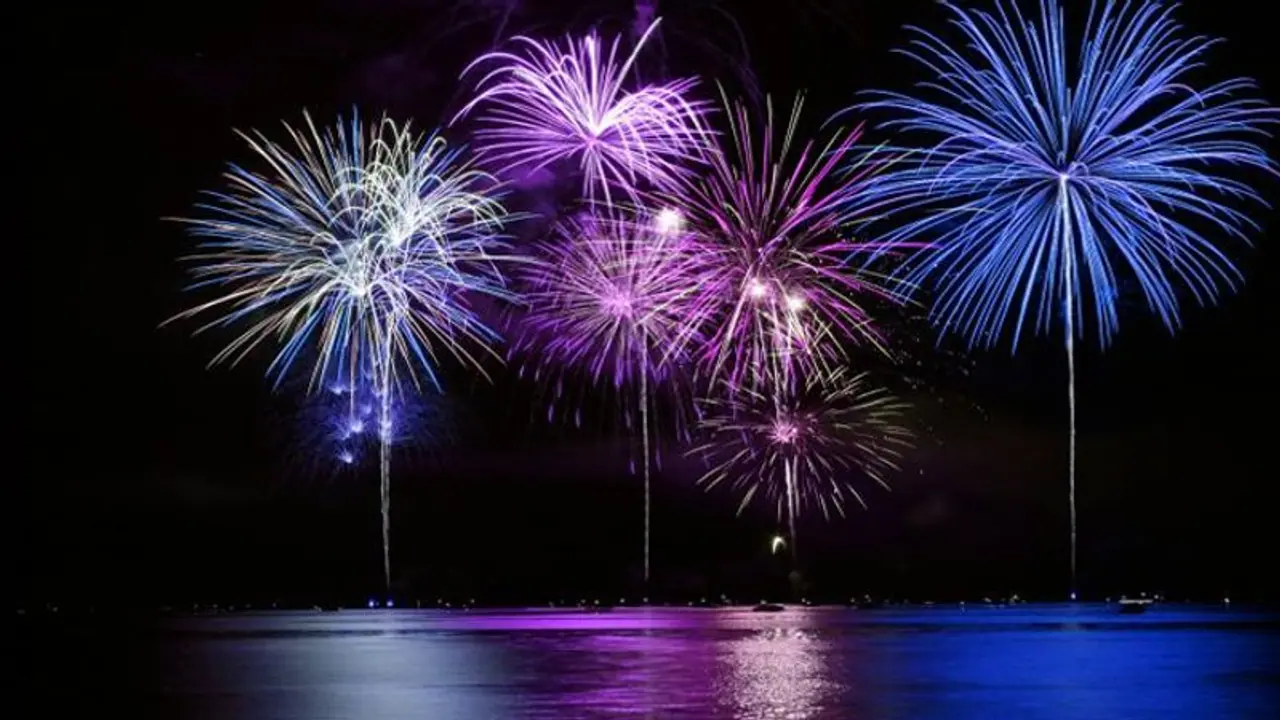 തുടർച്ചയായ നാല് ദിവസം അവധി; പുതുവത്സരം 'കളറാക്കാൻ' കുവൈത്ത് തുടർച്ചയായ നാല് ദിവസം അവധി; പുതുവത്സരം 'കളറാക്കാൻ' കുവൈത്ത്