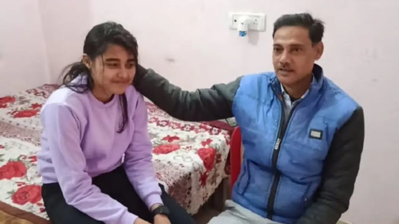 पहली मुस्लिम फाइटर पायलट बनेंगी मिर्जापुर की सानिया मिर्जा, यूपी बोर्ड परीक्षा में भी किया था टॉप पहली मुस्लिम फाइटर पायलट बनेंगी मिर्जापुर की सानिया मिर्जा, यूपी बोर्ड परीक्षा में भी किया था टॉप