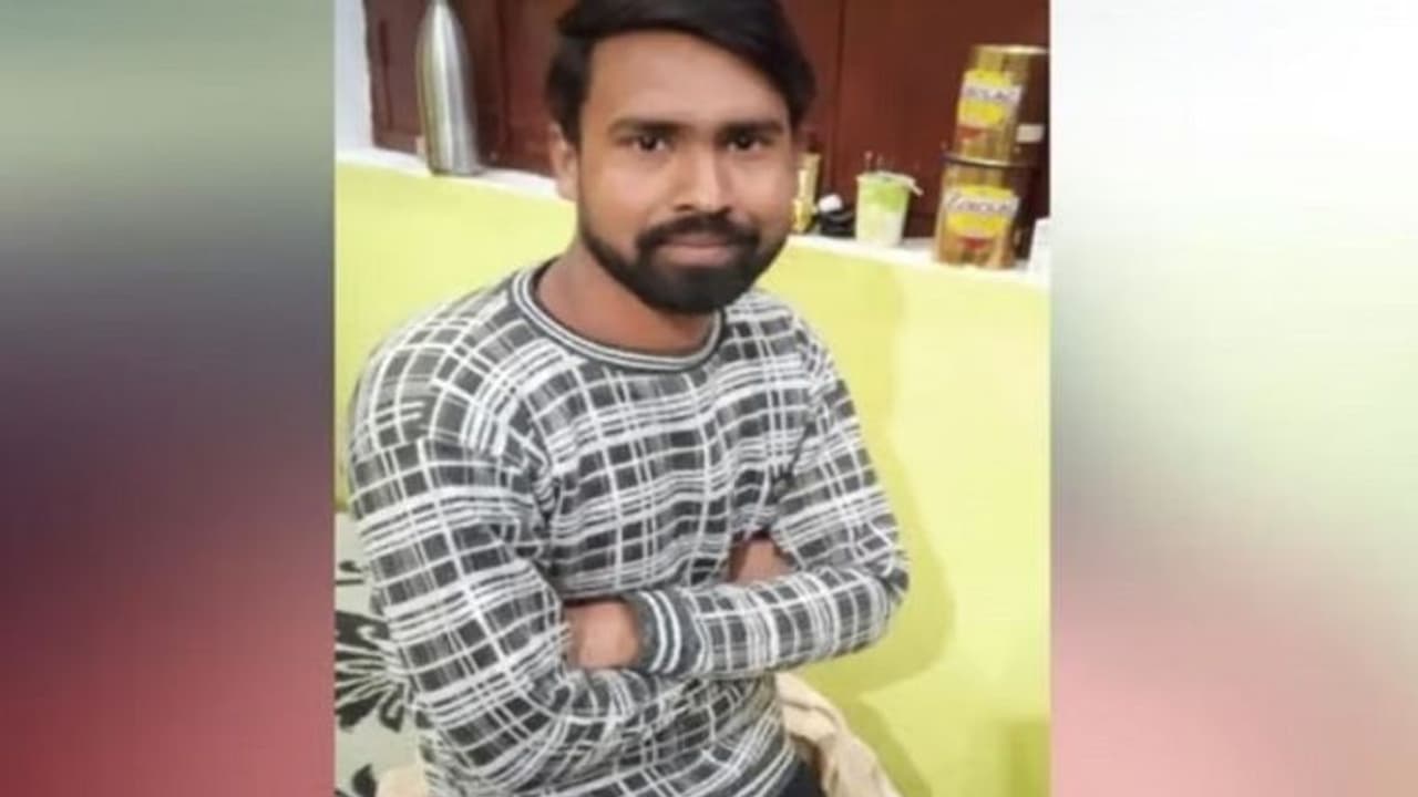 चाचू मामू बुलाने के बाद भी नहीं पसीजा दिल, बदला लेने के लिए मजदूर ने ऐसी योजना बनाकर दिया वारदात को अंजाम चाचू मामू बुलाने के बाद भी नहीं पसीजा दिल, बदला लेने के लिए मजदूर ने ऐसी योजना बनाकर दिया वारदात को अंजाम