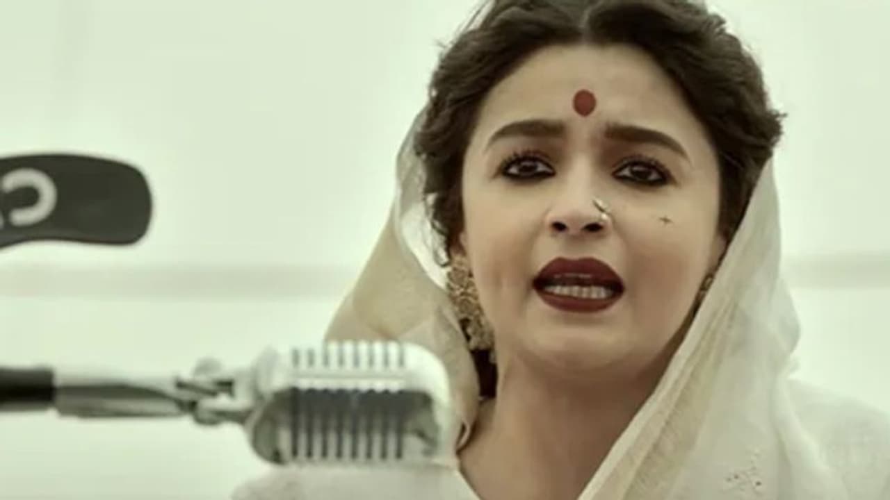 മികച്ച പ്രകടനം, സ്ക്രീൻ ഡേയ്ലിയുടെ പട്ടികയില് ആലിയ ഭട്ടും മികച്ച പ്രകടനം, സ്ക്രീൻ ഡേയ്ലിയുടെ പട്ടികയില് ആലിയ ഭട്ടും