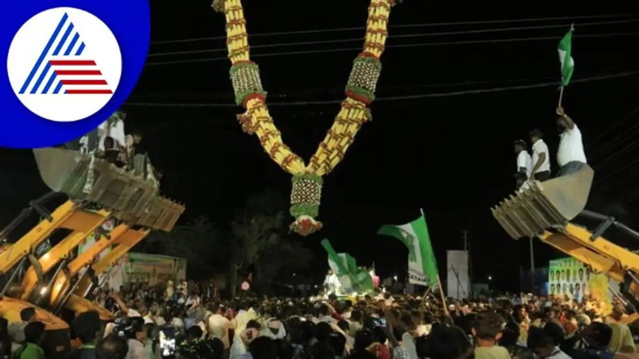  ಮಂಡ್ಯದಲ್ಲಿ ಪಂಚರತ್ನ ಯಾತ್ರೆ ಅಬ್ಬರ, ಟ್ರೆಂಡ್ ಆಗ್ತಿದೆ ವೆರೈಟಿ ಹಾರಗಳ ಸ್ವಾಗತ