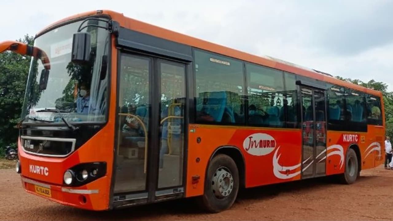 കെഎസ്ആർടിസി ബസുകളിലെ പരസ്യം; പുതിയ പദ്ധതി സമർപ്പിച്ചു, നടപടി സുപ്രീം കോടതി നിർദ്ദേശപ്രകാരം കെഎസ്ആർടിസി ബസുകളിലെ പരസ്യം; പുതിയ പദ്ധതി സമർപ്പിച്ചു, നടപടി സുപ്രീം കോടതി നിർദ്ദേശപ്രകാരം