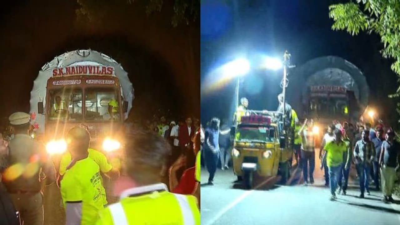 മിഷൻ താമരശ്ശേരി ചുരത്തിന് ആരംഭം: ട്രെയിലറുകൾ ചുരം കേറി തുടങ്ങി