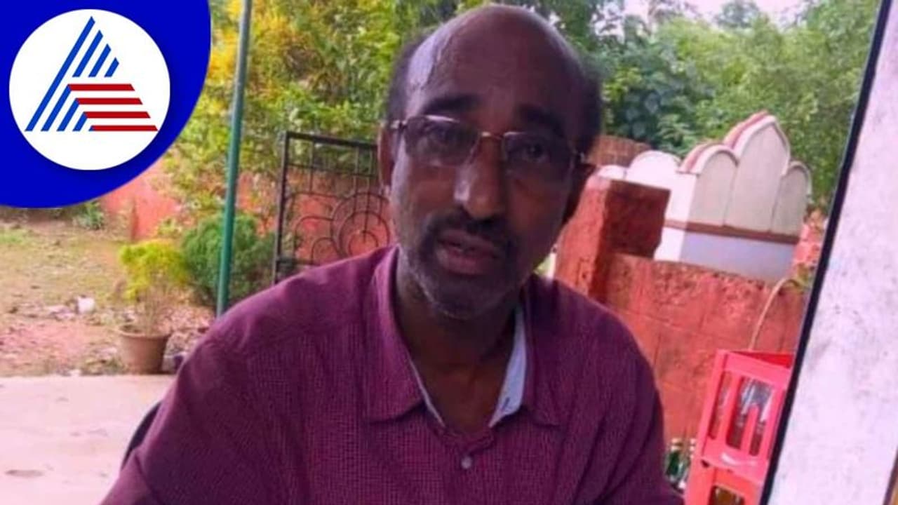 ರಂಗಸ್ಥಳದಲ್ಲೇ ಹೃದಯಾಘಾತವಾಗಿ ಕಟೀಲು ಮೇಳದ ಕಲಾವಿದ ಗುರುವಪ್ಪ ಬಾಯಾರು ನಿಧನ ರಂಗಸ್ಥಳದಲ್ಲೇ ಹೃದಯಾಘಾತವಾಗಿ ಕಟೀಲು ಮೇಳದ ಕಲಾವಿದ ಗುರುವಪ್ಪ ಬಾಯಾರು ನಿಧನ