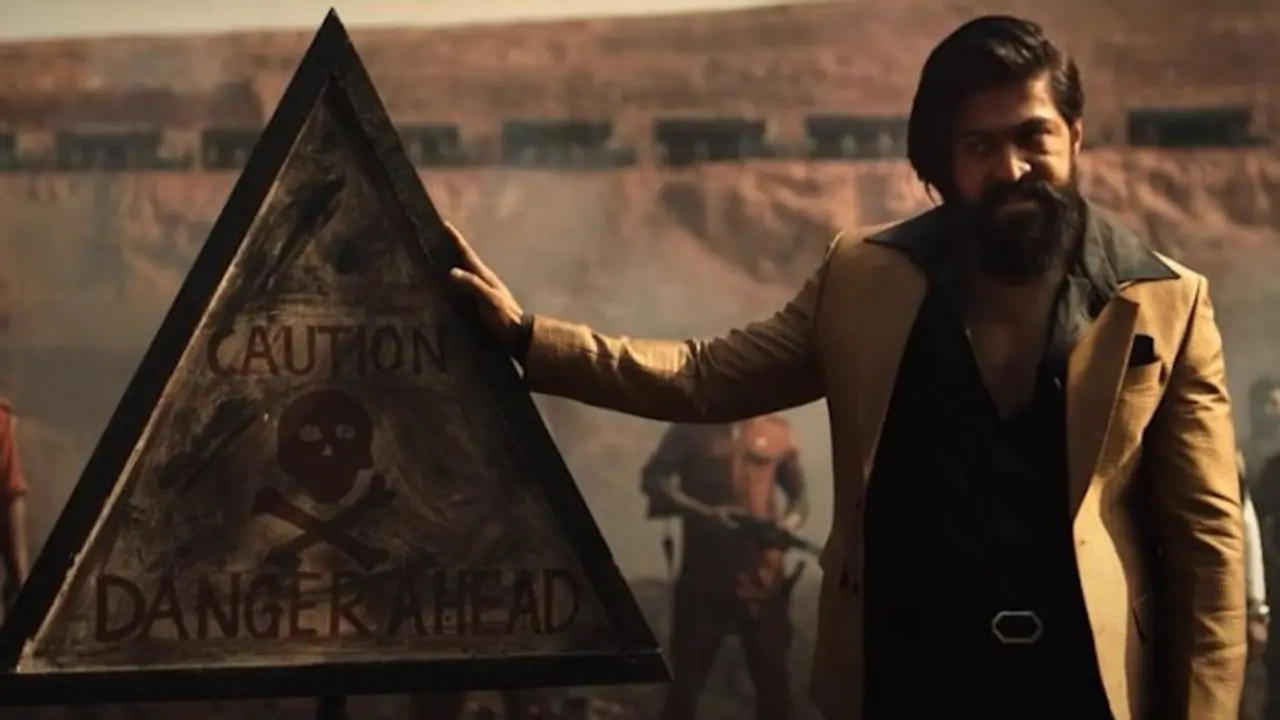 ബോളിവുഡിനെ കളിയാക്കരുത്; നമുക്കും മുന്പ് ഇങ്ങനെയൊരു അവസ്ഥയുണ്ടായിരുന്നുവെന്ന് യാഷ് ബോളിവുഡിനെ കളിയാക്കരുത്; നമുക്കും മുന്പ് ഇങ്ങനെയൊരു അവസ്ഥയുണ്ടായിരുന്നുവെന്ന് യാഷ്