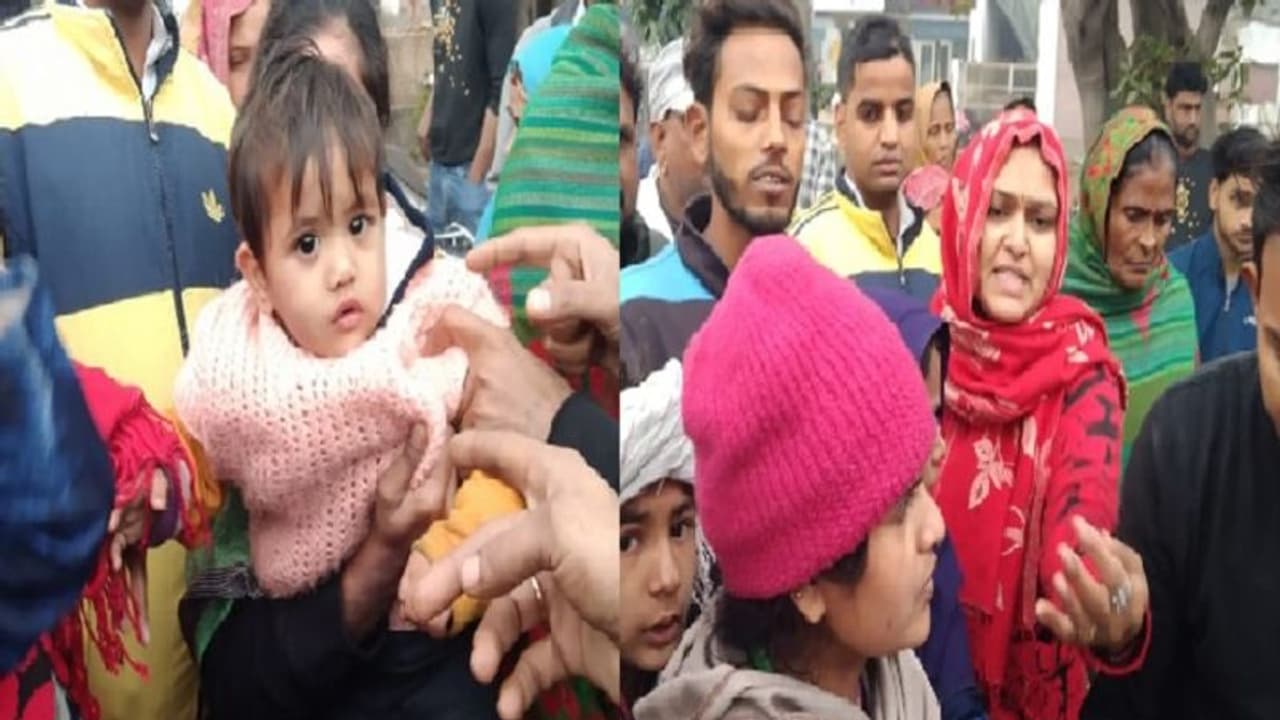 मेरठ: गर्भवती महिला के पेट पर मारी लात, फिर 1 साल की मासूम को पटका, दबंगई का वीडियो देख दंग रह गए लोग मेरठ: गर्भवती महिला के पेट पर मारी लात, फिर 1 साल की मासूम को पटका, दबंगई का वीडियो देख दंग रह गए लोग