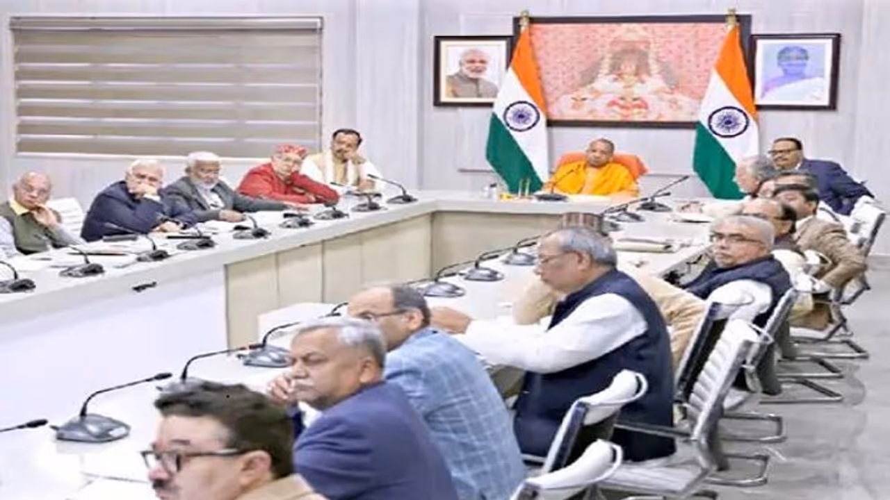 यूपी के युवाओं को जल्द मिलेंगी 7 लाख नौकरियां, जानिए अलग अलग देशों से कितना होगा निवेश 