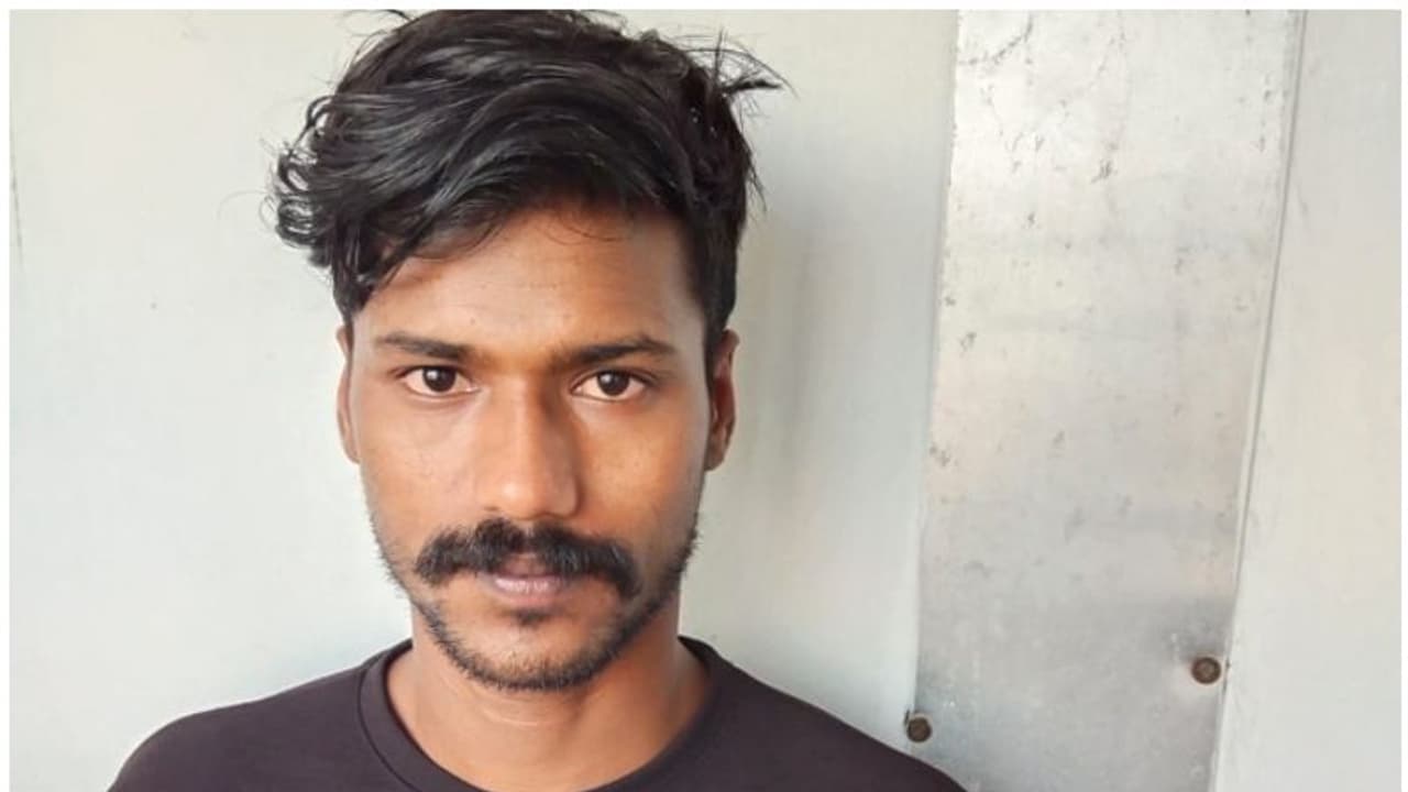 42 കാരിയെ ബലാത്സംഗം ചെയ്ത് കൊലപ്പെടുത്തിയ കേസ്; പ്രതിക്ക് ഇരട്ട ജീവപര്യന്തം തടവും പിഴയും 42 കാരിയെ ബലാത്സംഗം ചെയ്ത് കൊലപ്പെടുത്തിയ കേസ്; പ്രതിക്ക് ഇരട്ട ജീവപര്യന്തം തടവും പിഴയും